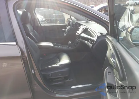 2017 Buick Envision Essence из США, поврежденный, VIN LRBFXBSA0HD166304